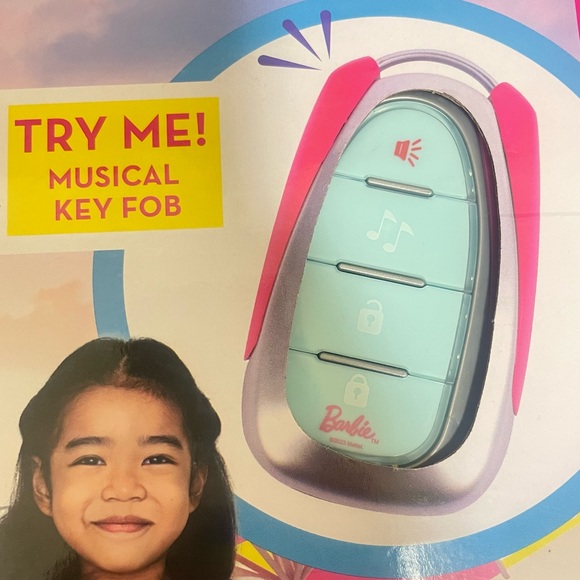 Used Once Barbie Convertible Pop Up With Musical Key Fob (Unopened Unused) - Picture 4 of 9